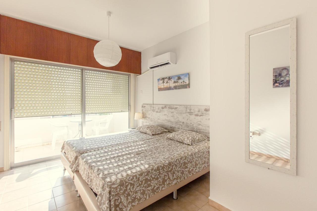 Furnished Seafront Studio 拉纳卡 外观 照片